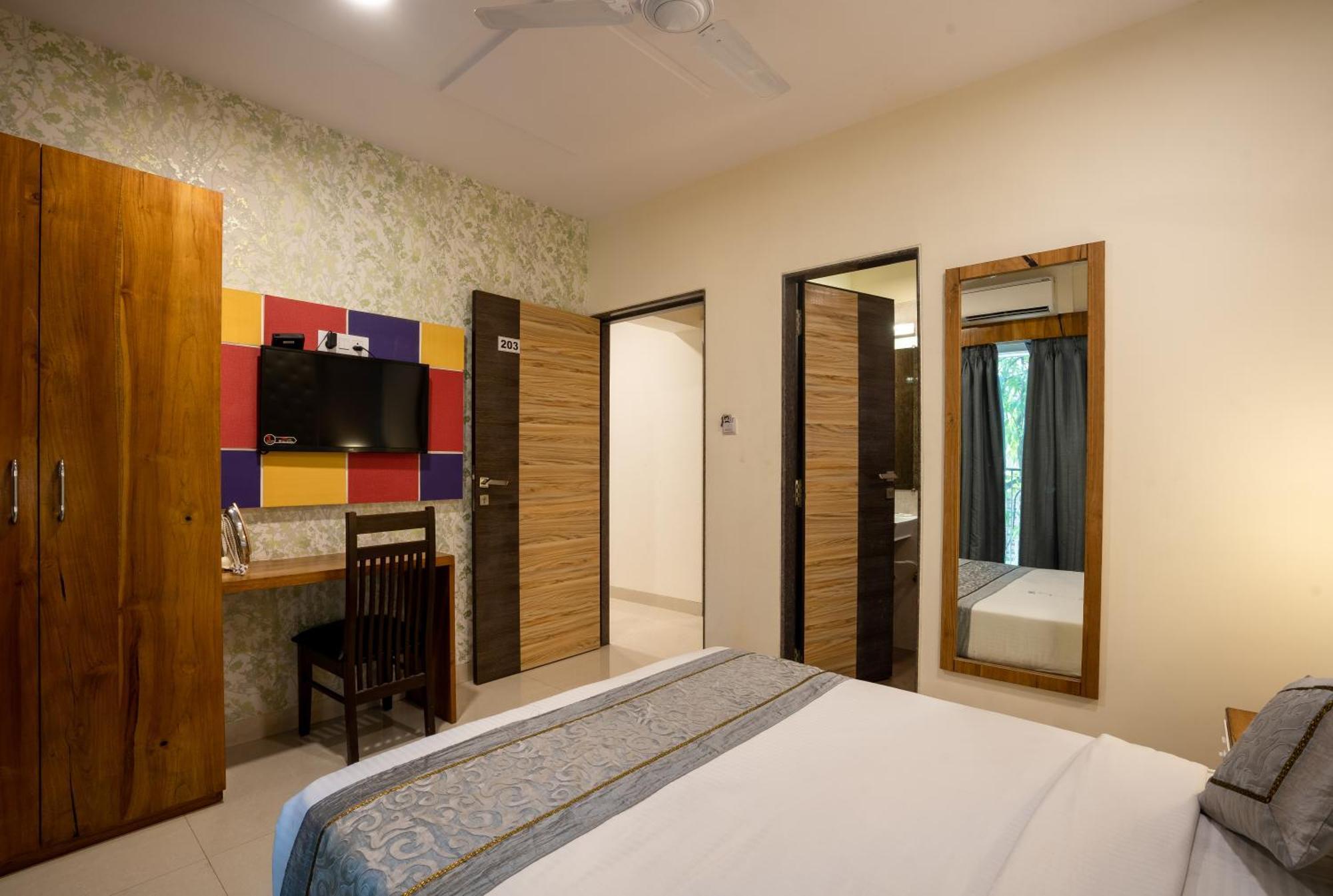 Home2 Suites And Service Apartments, Mumbai Airport Номер фото